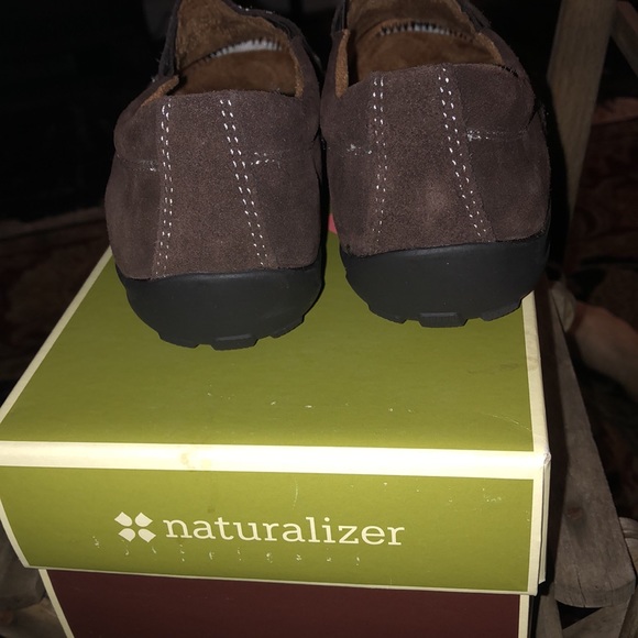 naturalizer - Picture 7 of 7